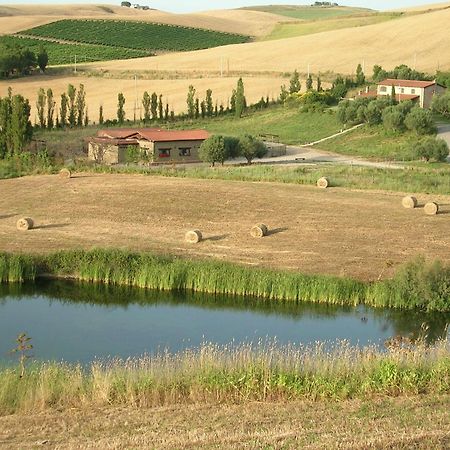 Casale Farnesiana B&B Tarquinia Esterno foto
