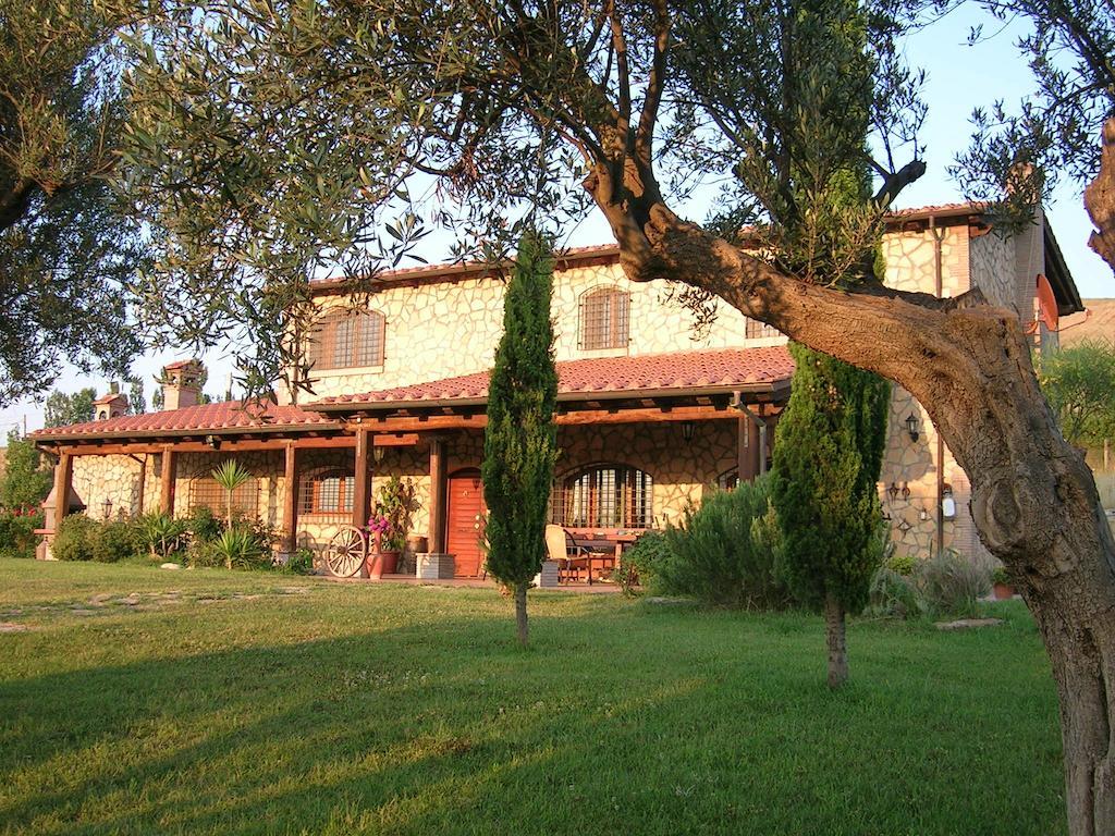 Casale Farnesiana B&B Tarquinia Esterno foto