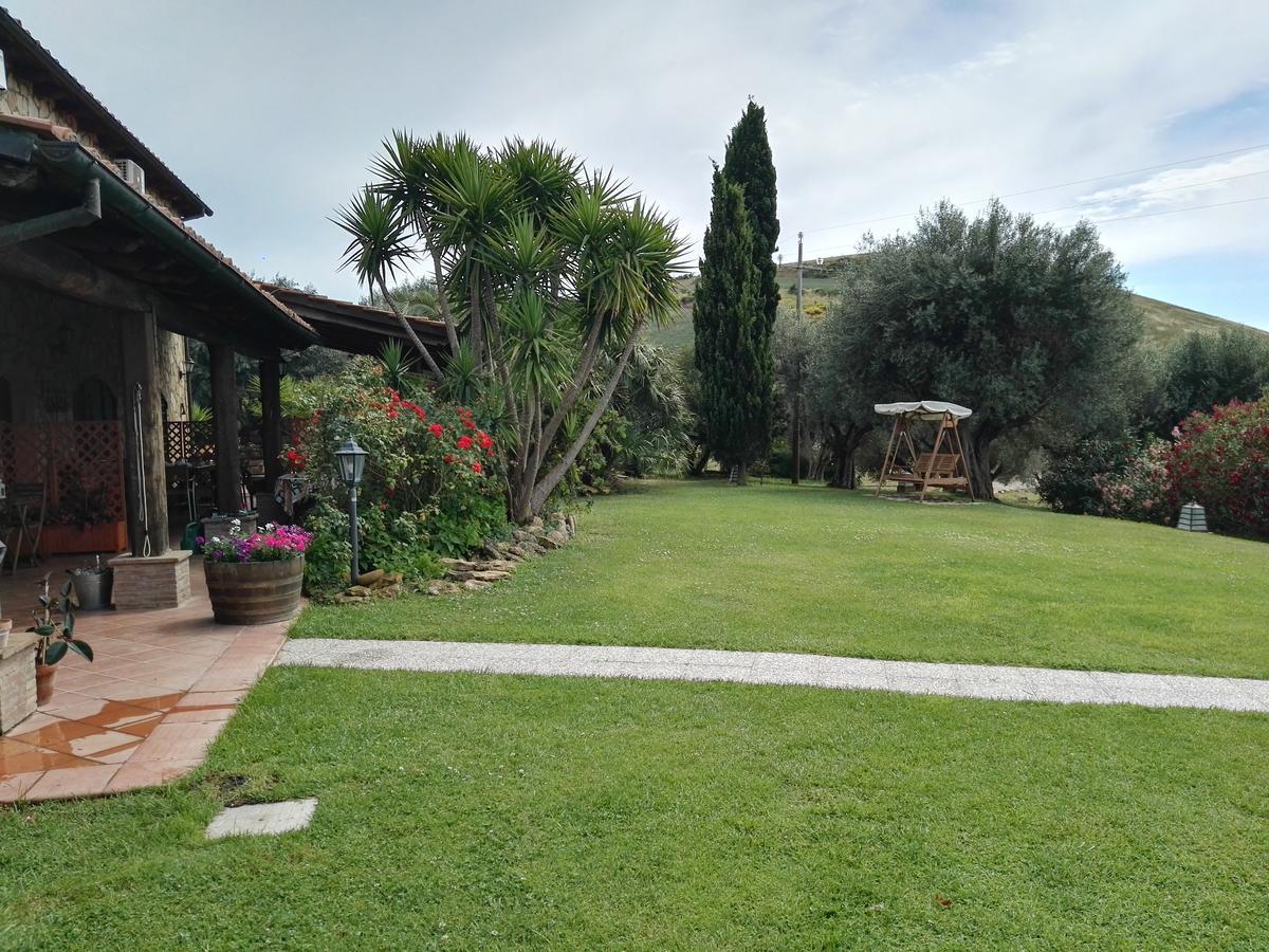 Casale Farnesiana B&B Tarquinia Esterno foto